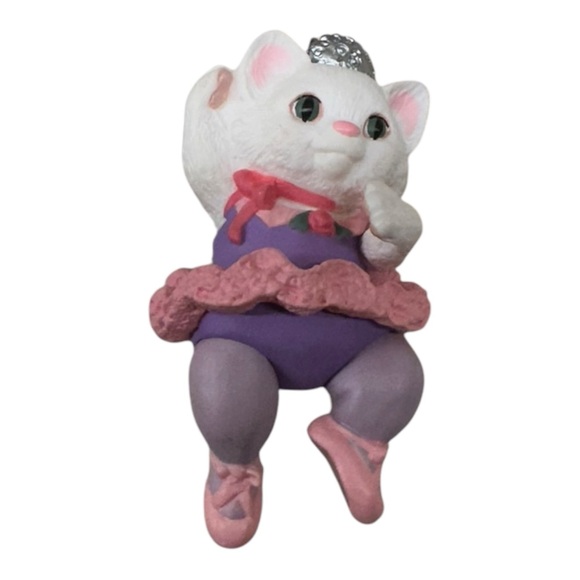 Future Ballerina Hallmark Ornament Christmas 1998 Vintage QX6756 Dancing Kitten - Picture 1 of 5